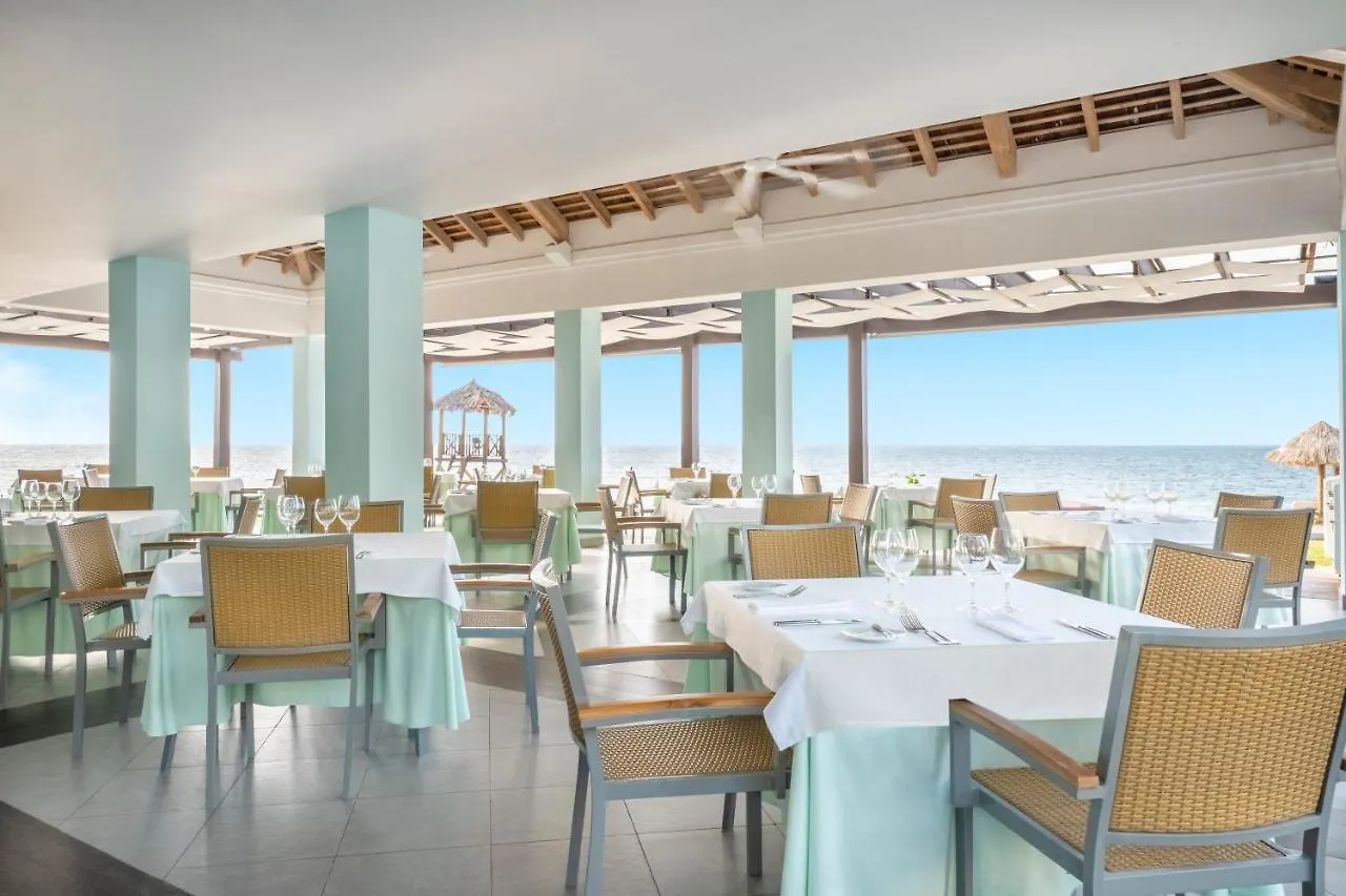 Joia Rose Hall By Iberostar (Adults Only) مونتيغو باي منتجع